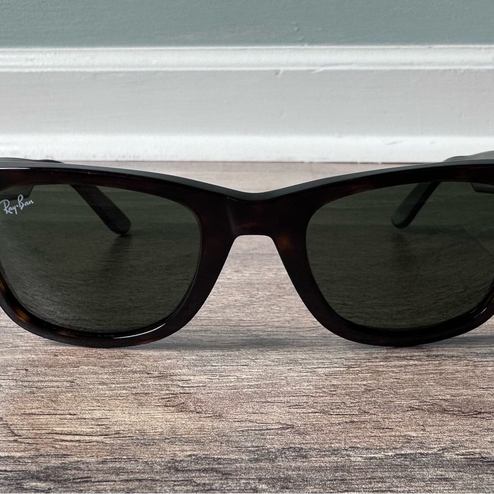 Ray-Ban Tortoise Shell Sunglasses - Picture 3 of 9